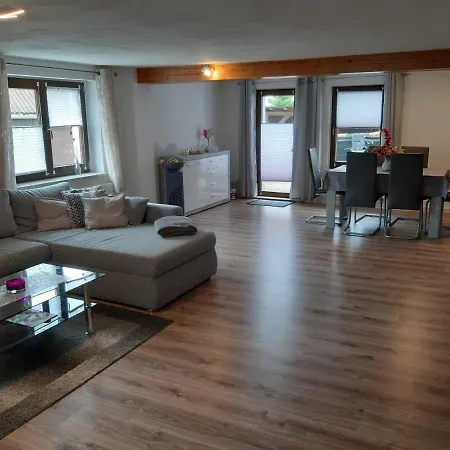 Familienfreundliche Ferienwohnung Zschorlau Exterior foto